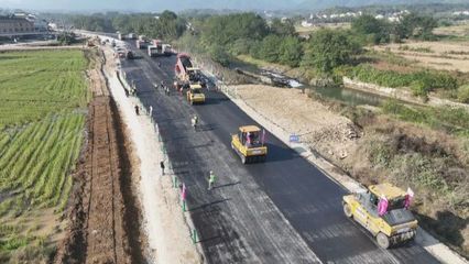 S358青陽至紅石公路改建工程全線推進，路面施工與附屬工程分包同步啟動